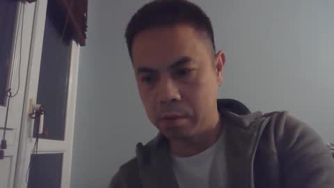 nguyen7788789 online show from 10/16/25, 05:19