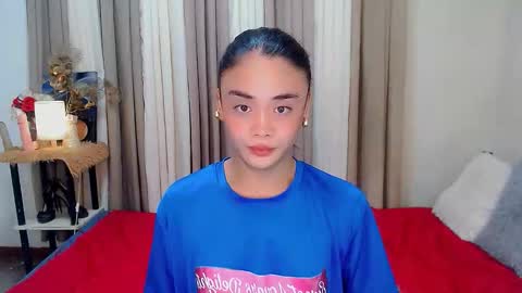 Snapshot of nhicolehollywood chatting on 10/06/25, 01:14 hottie nicole online show from 10/06/25, 01:14