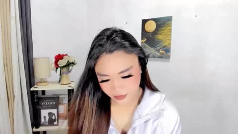 Snapshot of nhicolehollywood chatting on 03/18/26, 01:20 hottie nicole online show from 03/18/26, 01:20
