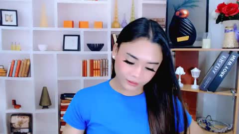 Snapshot of nhicolehollywood chatting on 05/18/26, 12:29 hottie nicole online show from 05/18/26, 12:29
