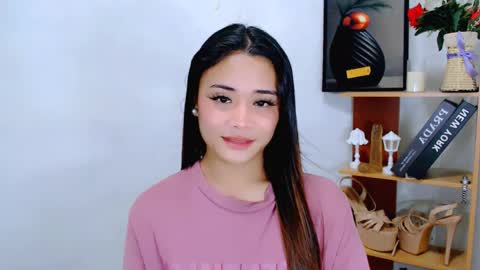 Snapshot of nhicolehollywood chatting on 05/20/26, 12:50 hottie nicole online show from 05/20/26, 12:50