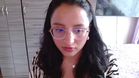 Snapshot of nia_cop chatting on 01/05/25, 08:10 Dani online show from 01/05/25, 08:10