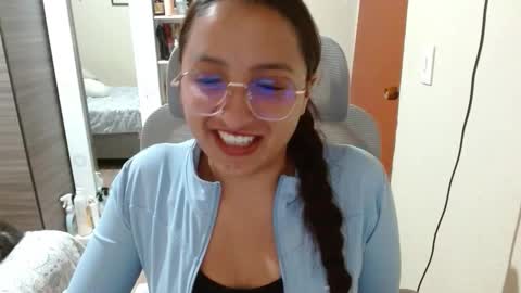 Snapshot of nia_cop chatting on 01/09/26, 01:08 Dani online show from 01/09/26, 01:08