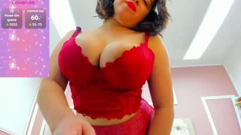 Snapshot of nia_taylorx chatting on 05/29/26, 06:06 nia_taylorx online show from 05/29/26, 06:06