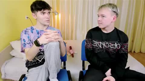 Snapshot of nic_ky chatting on 12/27/24, 04:54 Nick PVT is open FanslyTwitter - Nic kycb online show from 12/27/24, 04:54