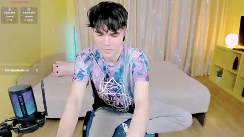 Snapshot of nic_ky chatting on 01/28/25, 07:21 Nick PVT is open FanslyTwitter - Nic kycb online show from 01/28/25, 07:21