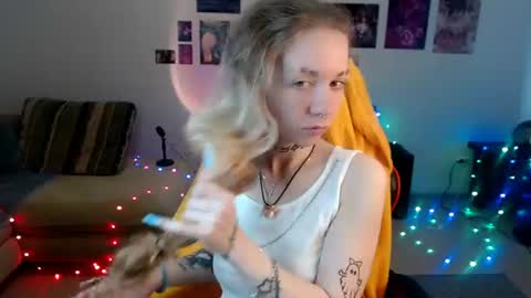 nica_kawaii online show from 06/22/26, 01:19