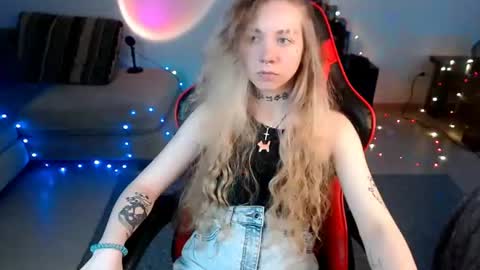 nica_kawaii online show from 06/23/26, 03:21