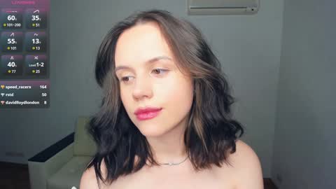 Snapshot of nice_kisss chatting on 01/22/25, 01:53 Alice online show from 01/22/25, 01:53