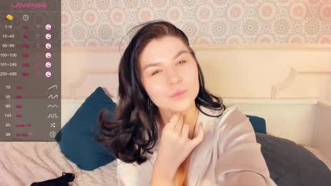 Snapshot of nice_kisss chatting on 03/08/25, 10:22 Alice online show from 03/08/25, 10:22