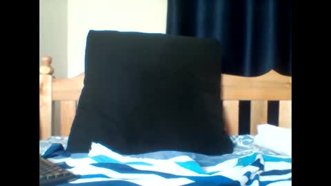 Snapshot of niceass_95 chatting on 10/07/25, 09:28 gabby online show from 10/07/25, 09:28