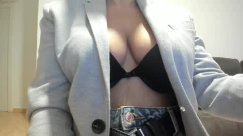 Sfora online show from 02/16/25, 09:27
