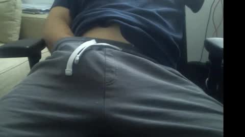 Snapshot of niceeggs0815 chatting on 10/17/25, 10:18 niceeggs0815 online show from 10/17/25, 10:18