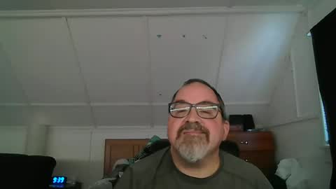 Snapshot of niceguy7208 chatting on 07/04/26, 01:39 niceguy7208 online show from 07/04/26, 01:39