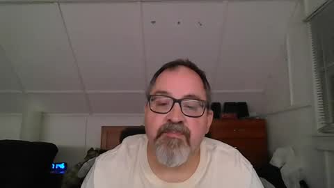 Snapshot of niceguy7208 chatting on 07/17/26, 03:46 niceguy7208 online show from 07/17/26, 03:46