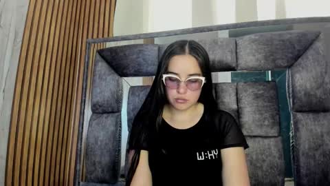 Luna online show from 11/25/25, 05:35