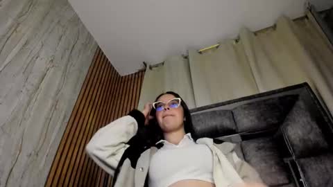 Luna online show from 11/28/25, 12:57