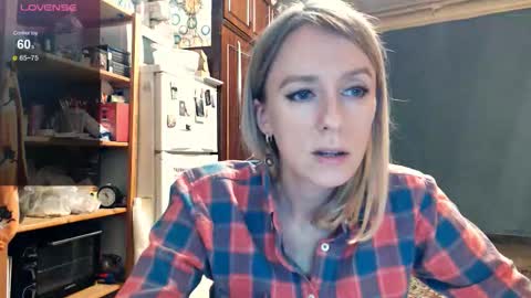 Snapshot of nicekat chatting on 11/09/25, 05:22 Kathrine online show from 11/09/25, 05:22