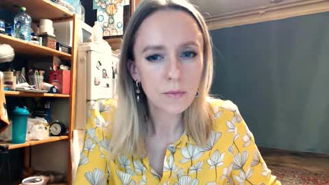 Snapshot of nicekat chatting on 11/21/25, 08:51 Kathrine online show from 11/21/25, 08:51