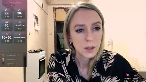 Snapshot of nicekat chatting on 12/05/25, 07:21 Kathrine online show from 12/05/25, 07:21