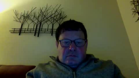 Keith999 online show from 11/18/25, 08:02