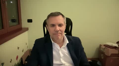 Snapshot of niceshy_71 chatting on 01/13/25, 06:59 Andrew online show from 01/13/25, 06:59