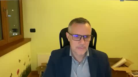 Snapshot of niceshy_71 chatting on 12/17/25, 06:58 Andrew online show from 12/17/25, 06:58