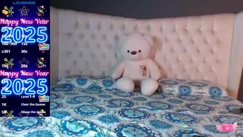 Nichole online show from 01/03/25, 11:35