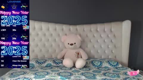 Nichole online show from 01/08/25, 11:32