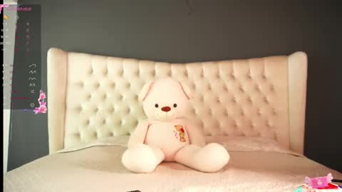 Nichole online show from 03/04/25, 11:29