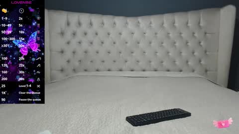 Nichole online show from 09/13/25, 10:59