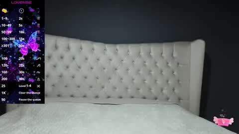 Nichole online show from 09/16/25, 11:00