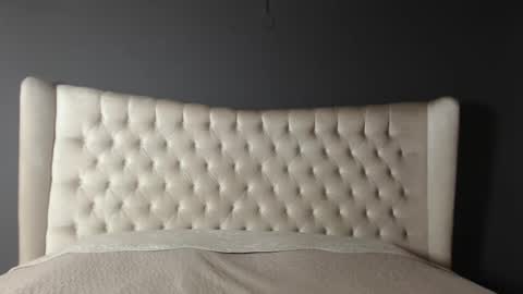 Nichole online show from 10/01/25, 12:33