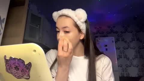 Ellie online show from 11/02/25, 10:28