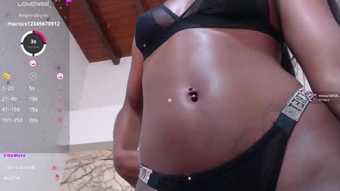 Nichol Scully online show from 02/11/25, 02:14