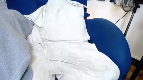 Snapshot of nick_carter_ chatting on 10/12/25, 09:08 Alex online show from 10/12/25, 09:08