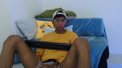 Nick online show from 10/31/25, 01:39