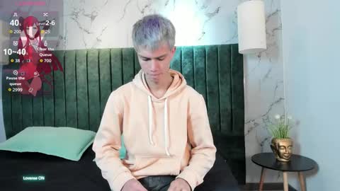 Nick  online show from 10/15/25, 01:11