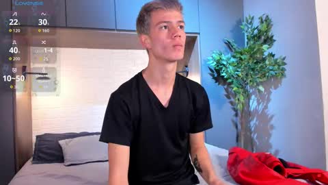 Nick  online show from 10/23/25, 12:15