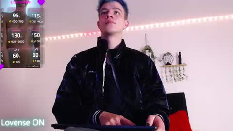 Nick  online show from 06/11/26, 05:44