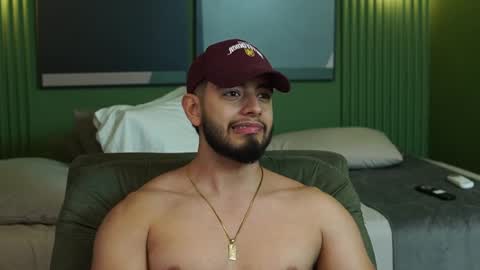 Snapshot of nick_vans chatting on 09/15/25, 03:12 Jhohan online show from 09/15/25, 03:12