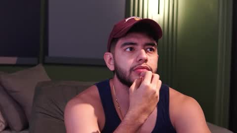 Snapshot of nick_vans chatting on 09/18/25, 02:41 Jhohan online show from 09/18/25, 02:41