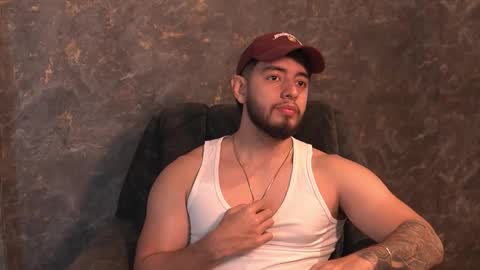 Snapshot of nick_vans chatting on 09/19/25, 02:29 Jhohan online show from 09/19/25, 02:29