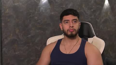 Snapshot of nick_vans chatting on 09/21/25, 04:19 Jhohan online show from 09/21/25, 04:19