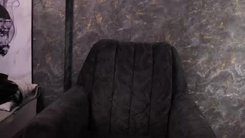 Snapshot of nick_vans chatting on 10/04/25, 02:59 Jhohan online show from 10/04/25, 02:59