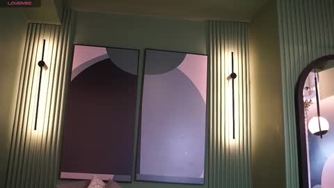 Snapshot of nick_vans chatting on 10/08/25, 01:53 Jhohan online show from 10/08/25, 01:53