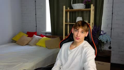 Nick online show from 12/04/24, 05:05