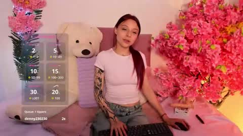 nickie_reed_ online show from 02/25/26, 09:24