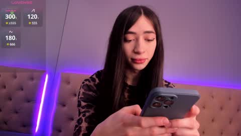 Nickie online show from 12/08/24, 04:25