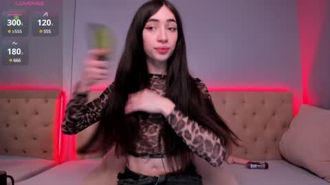 Nickie online show from 12/14/24, 01:49